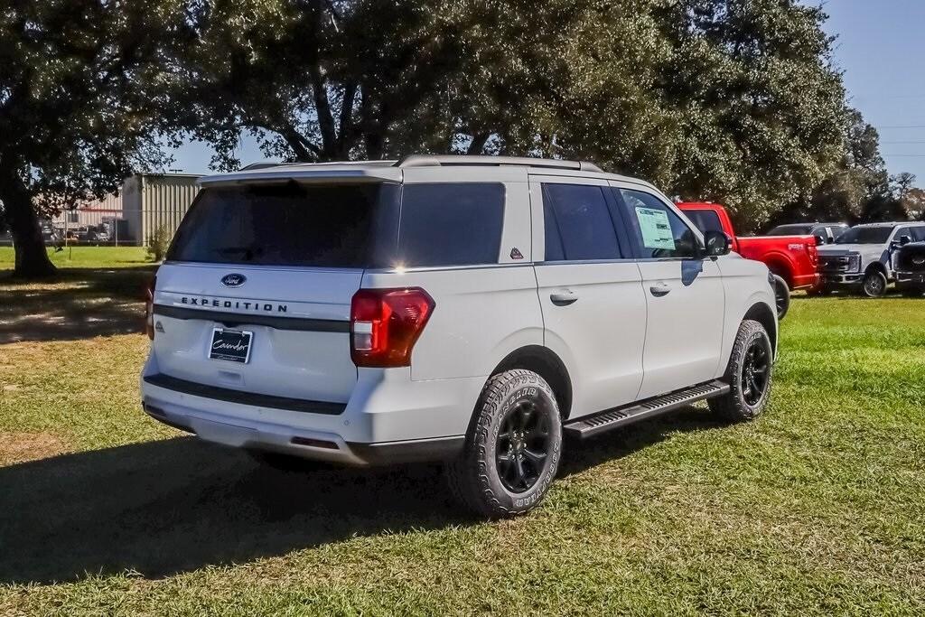 new 2024 Ford Expedition car, priced at $72,504