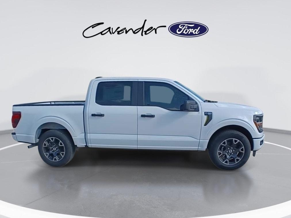 new 2025 Ford F-150 car, priced at $43,542