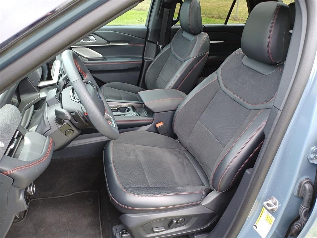 new 2025 Ford Explorer car, priced at $57,308