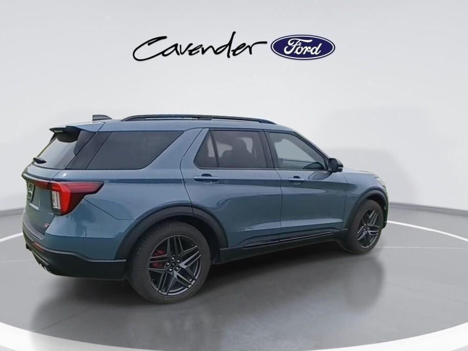 new 2025 Ford Explorer car, priced at $57,308