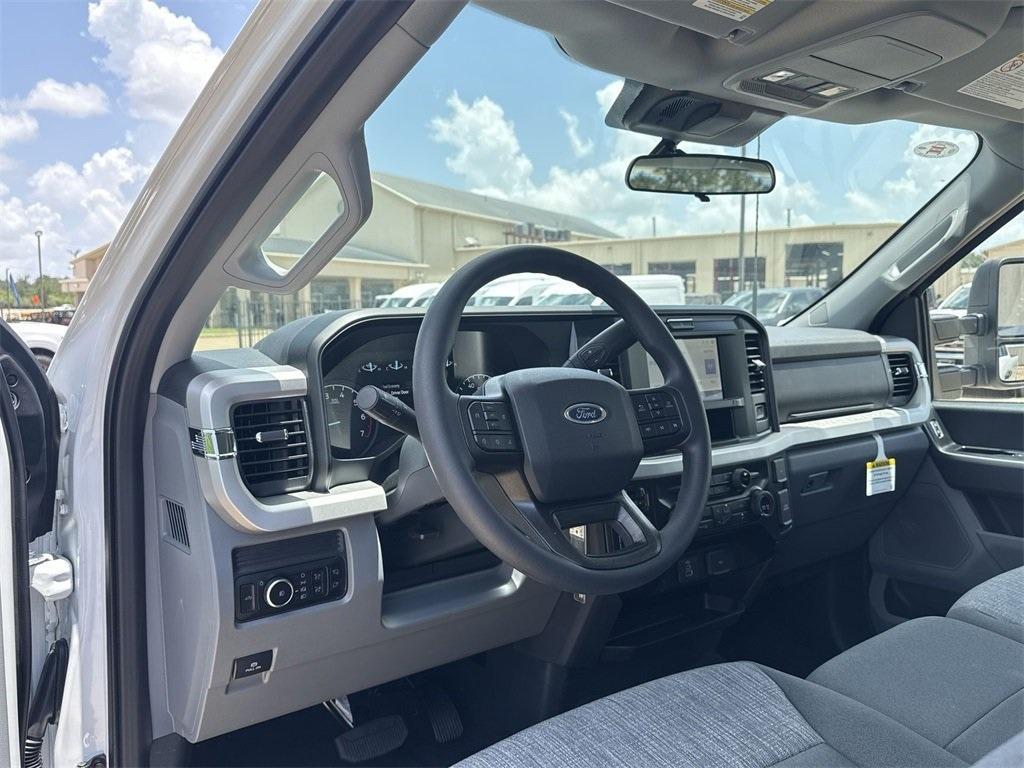 new 2025 Ford F-350 car, priced at $51,287