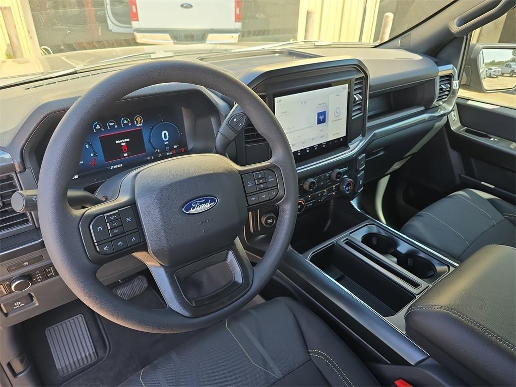 new 2025 Ford F-150 car, priced at $39,990