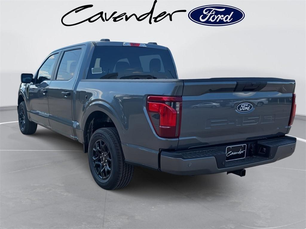 new 2025 Ford F-150 car, priced at $39,990