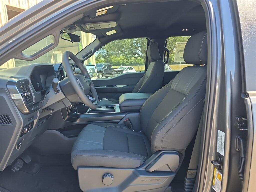 new 2025 Ford F-150 car, priced at $39,990