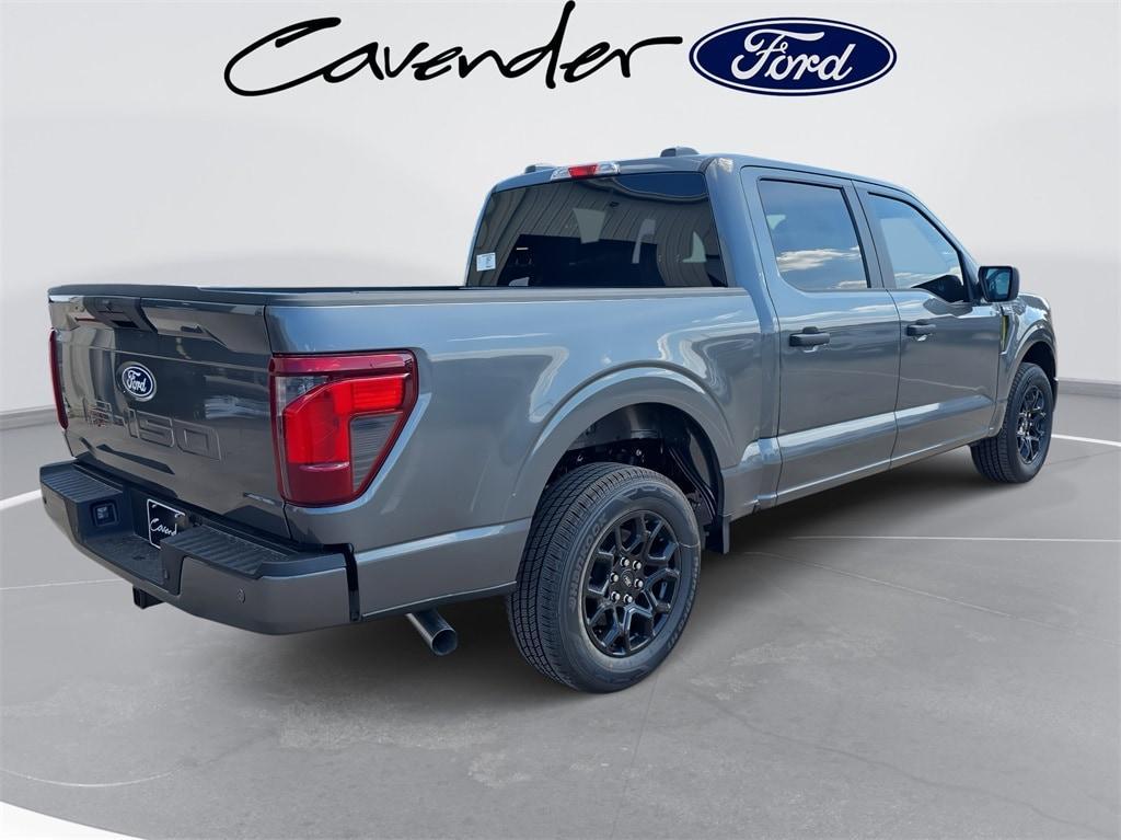 new 2025 Ford F-150 car, priced at $39,990
