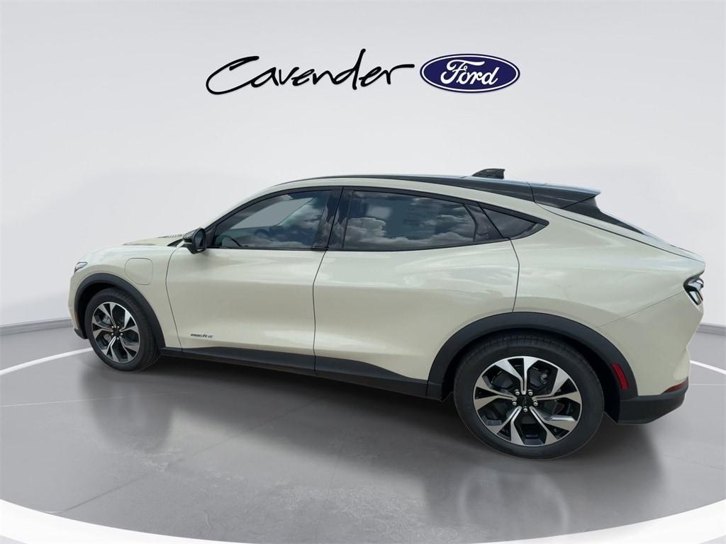 new 2025 Ford Mustang Mach-E car, priced at $39,734
