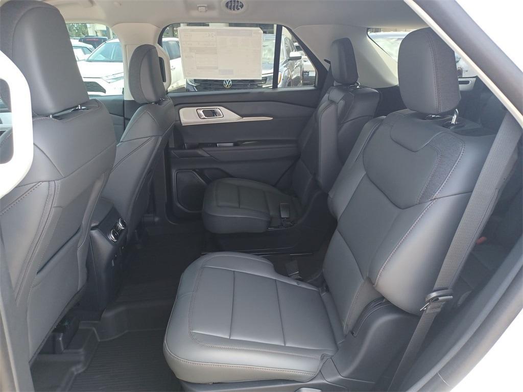 new 2025 Ford Explorer car, priced at $42,087