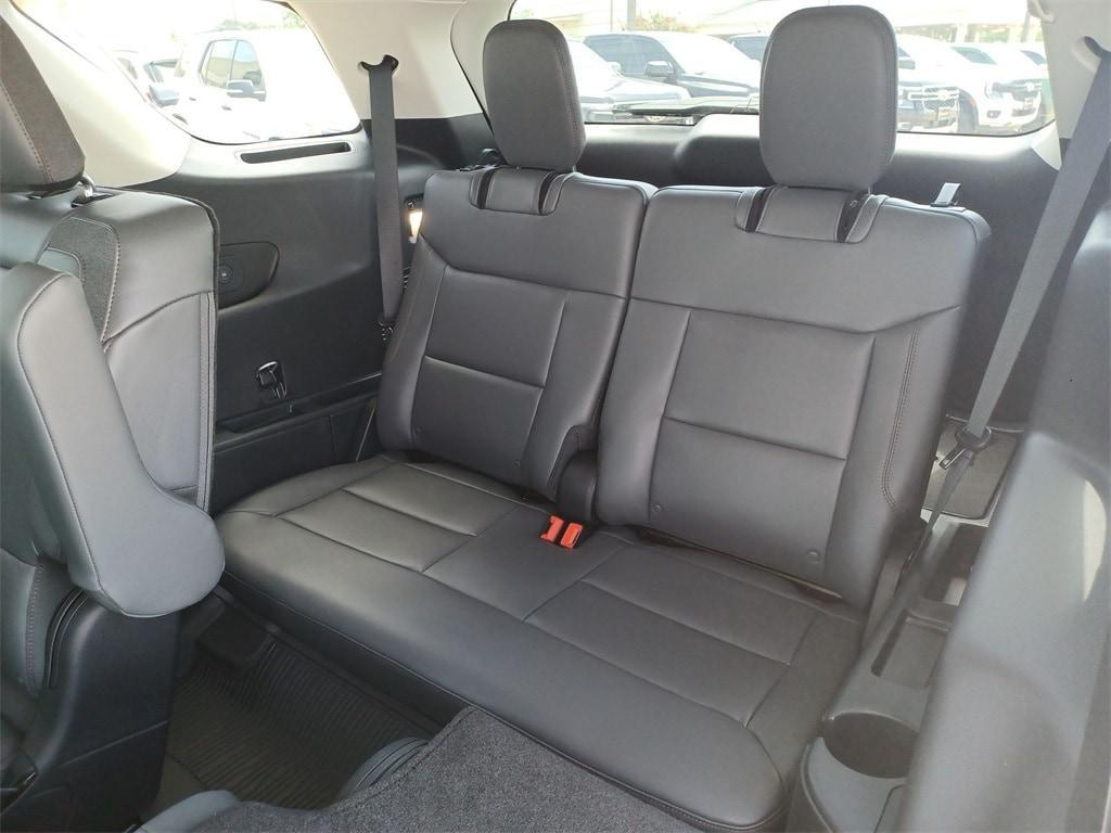 new 2025 Ford Explorer car, priced at $42,087