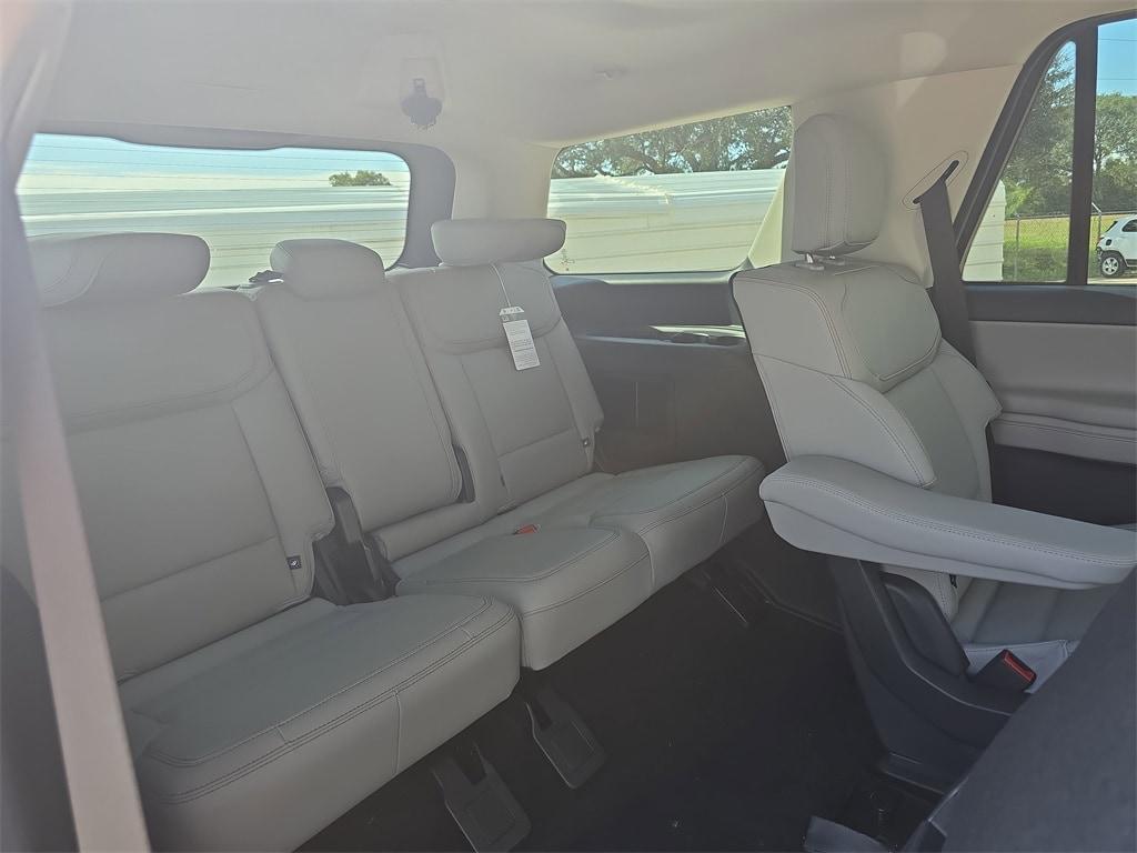 new 2025 Ford Expedition car, priced at $70,205