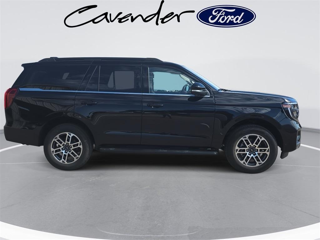 new 2025 Ford Expedition car, priced at $70,205