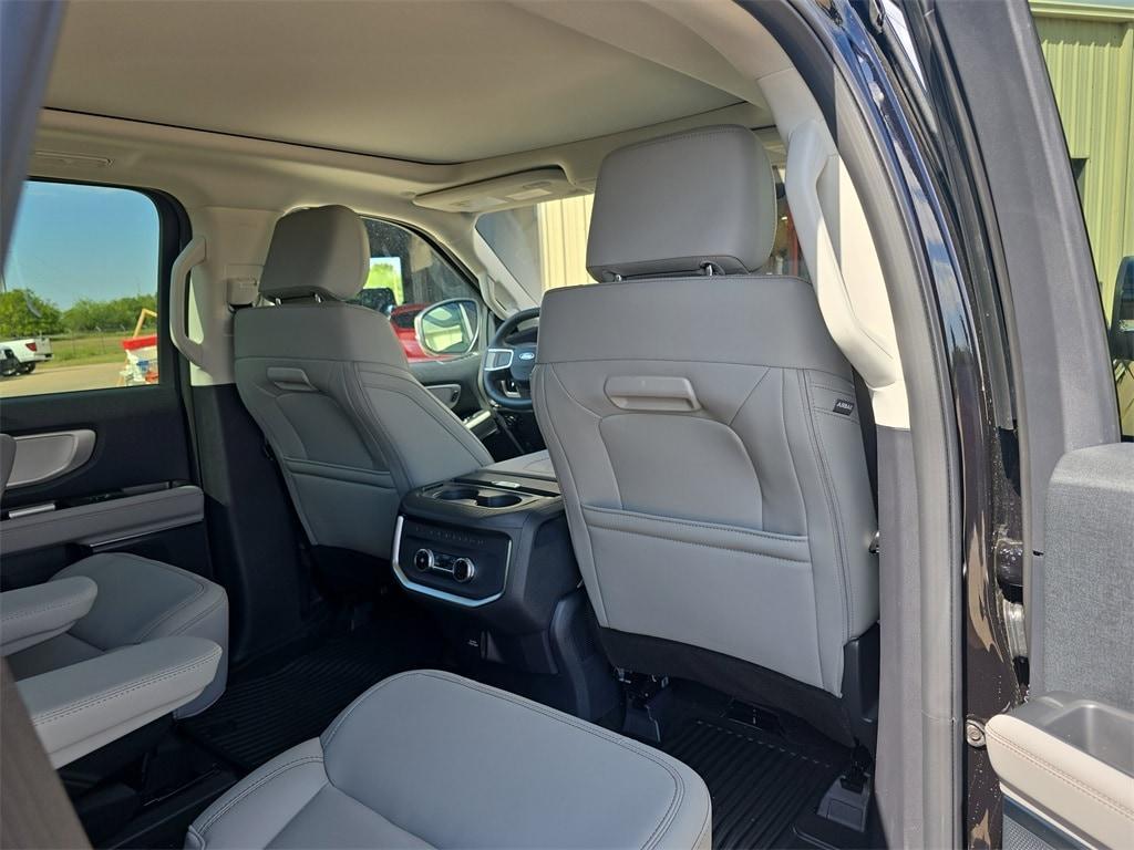 new 2025 Ford Expedition car, priced at $70,205