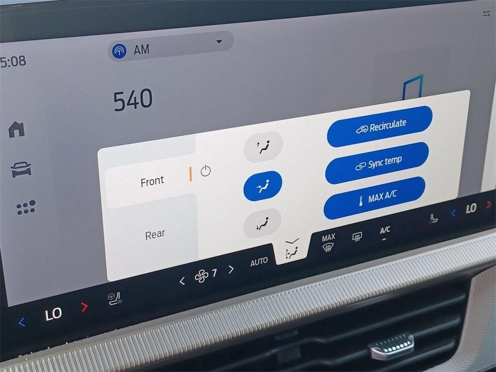 new 2025 Ford Explorer car, priced at $41,192