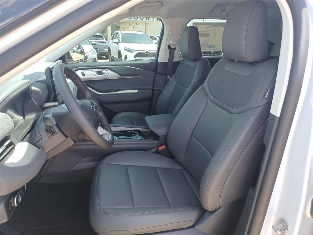 new 2025 Ford Explorer car, priced at $41,119