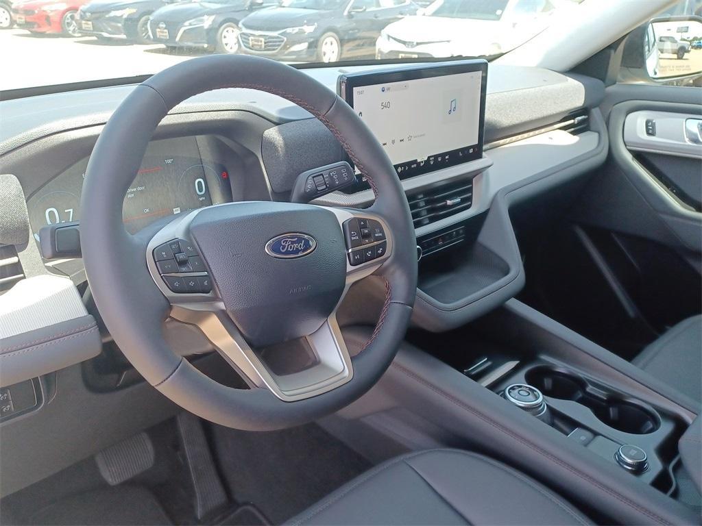 new 2025 Ford Explorer car, priced at $41,119