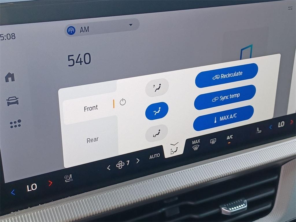 new 2025 Ford Explorer car, priced at $41,119