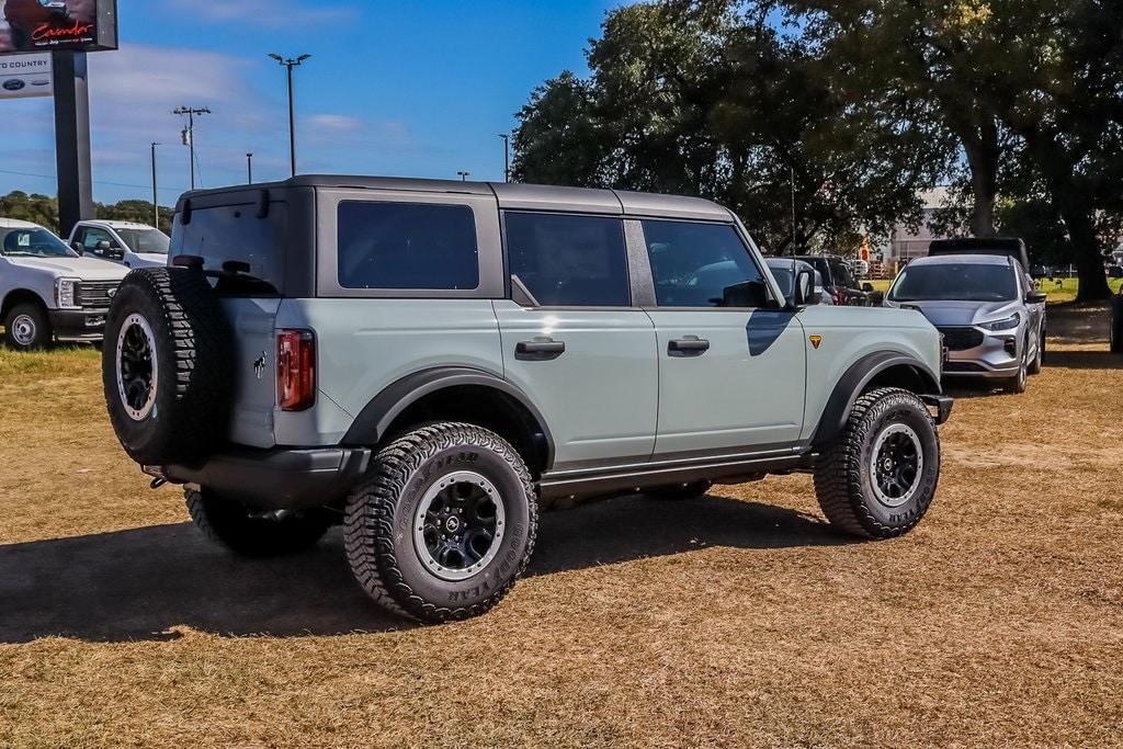 new 2024 Ford Bronco car, priced at $67,715