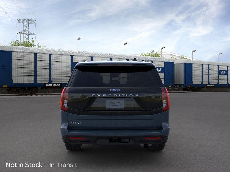 new 2025 Ford Expedition car, priced at $69,200