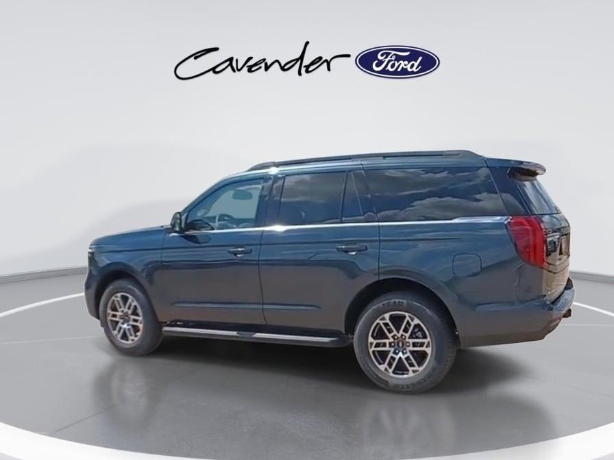 new 2025 Ford Expedition car, priced at $69,200
