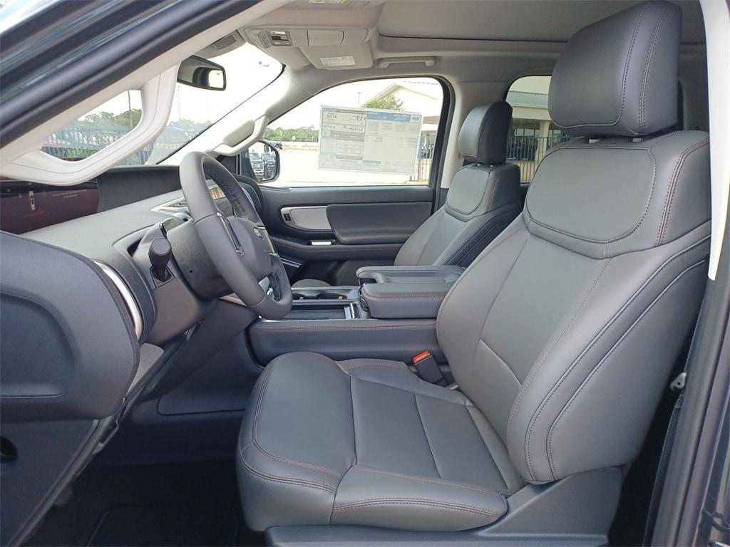 new 2025 Ford Expedition car, priced at $69,200