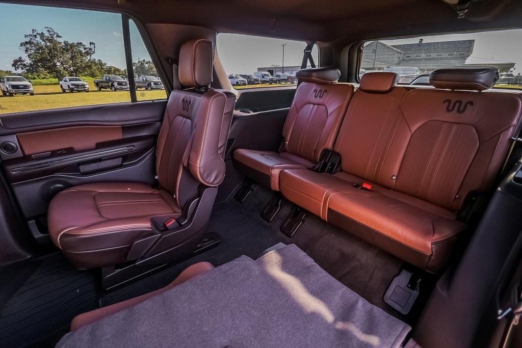 new 2024 Ford Expedition Max car, priced at $75,372