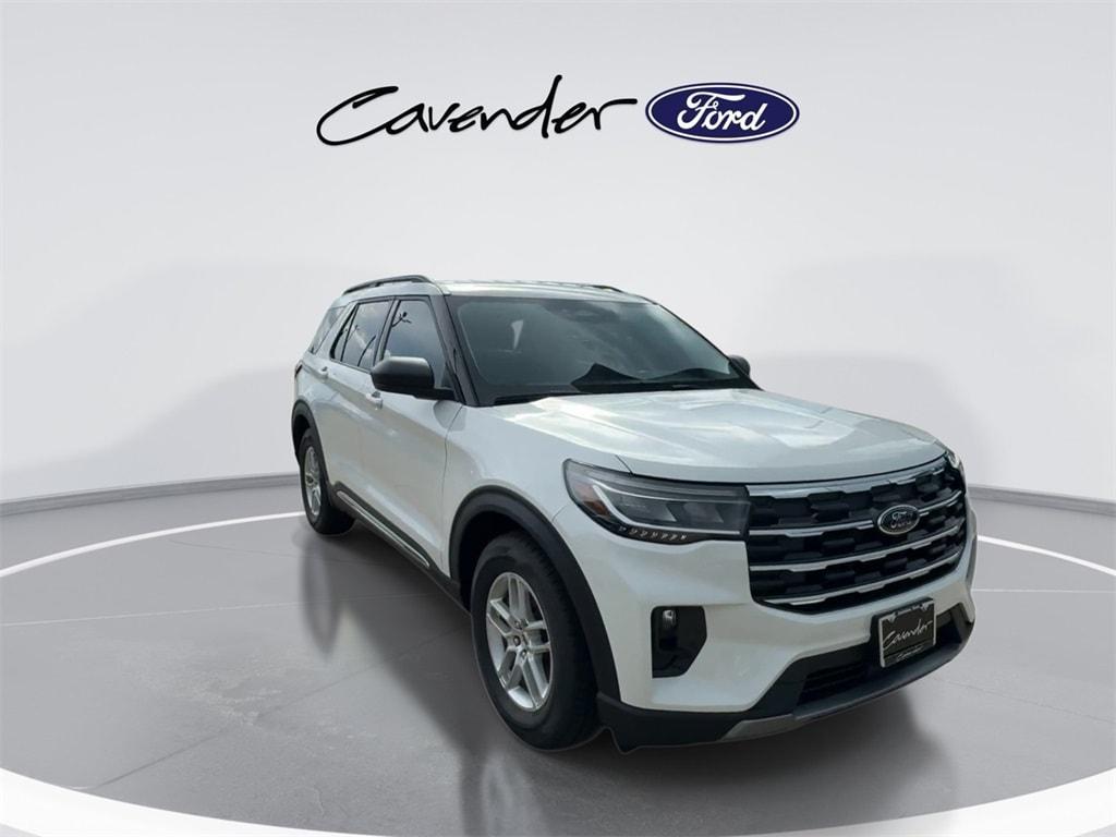 new 2025 Ford Explorer car, priced at $42,333