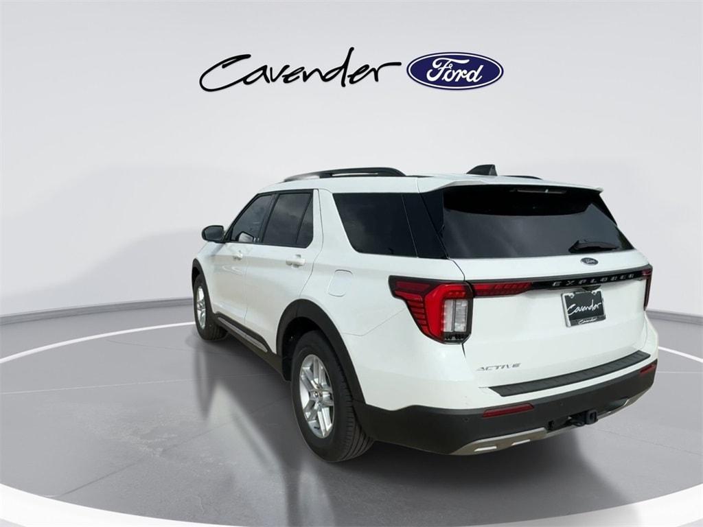 new 2025 Ford Explorer car, priced at $42,333