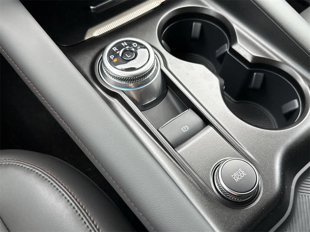 new 2025 Ford Explorer car, priced at $40,833
