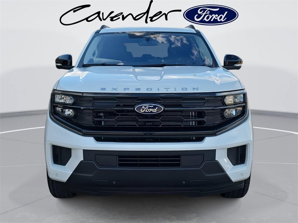 new 2025 Ford Expedition car, priced at $71,006