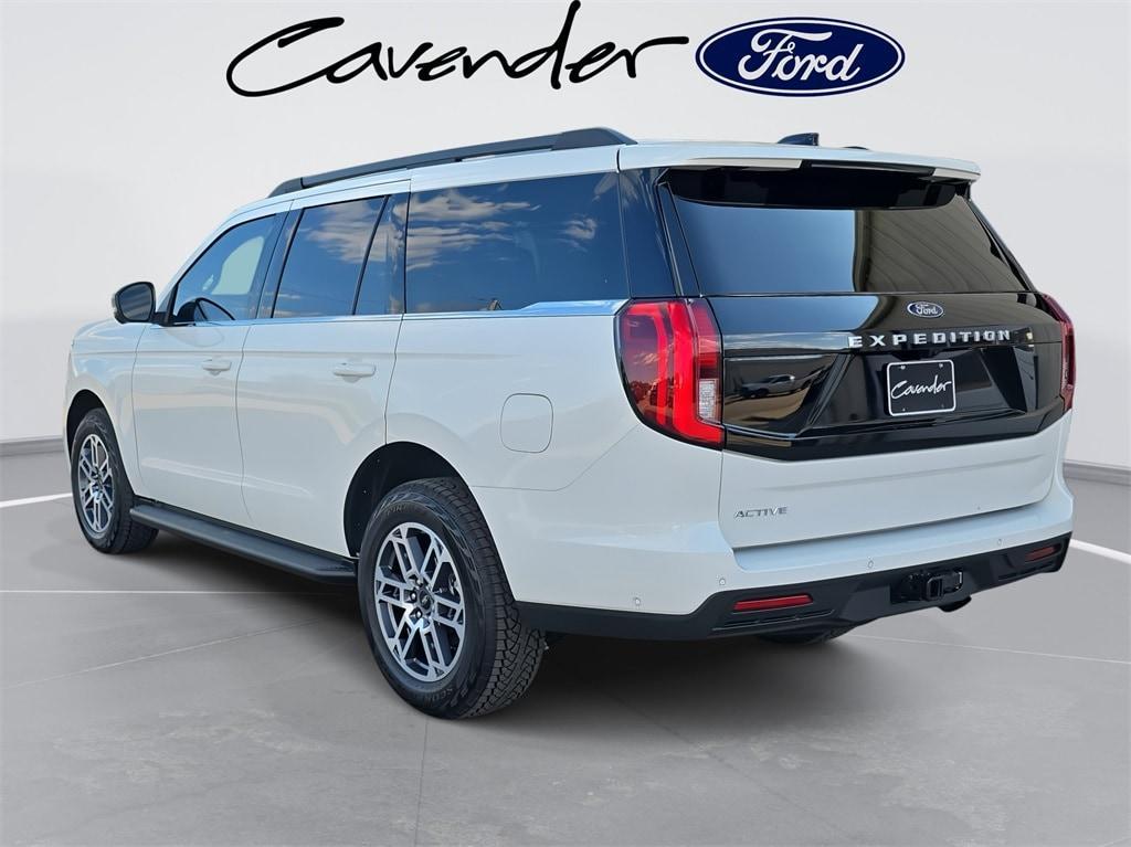 new 2025 Ford Expedition car, priced at $71,006
