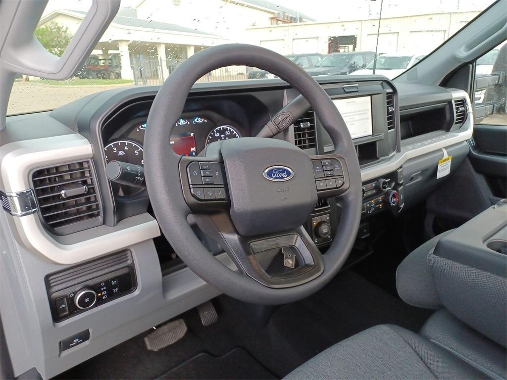 new 2025 Ford F-350 car, priced at $58,313