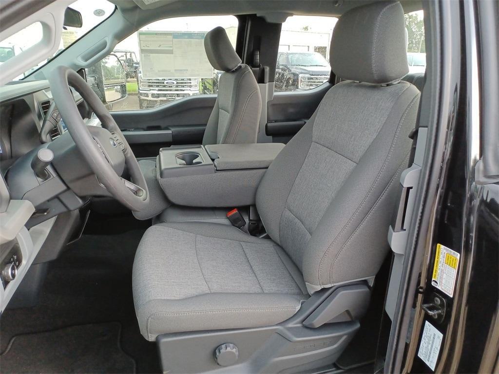 new 2025 Ford F-350 car, priced at $58,313