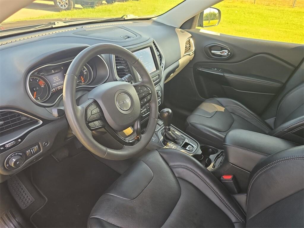 used 2023 Jeep Cherokee car, priced at $20,881