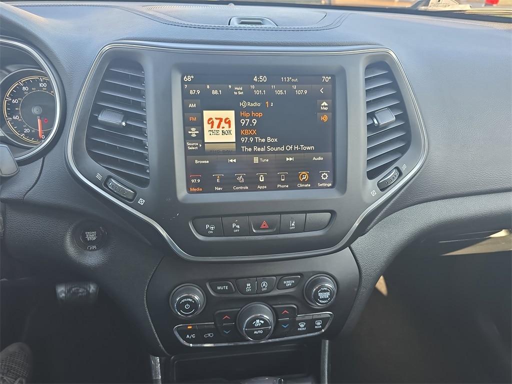 used 2023 Jeep Cherokee car, priced at $20,881