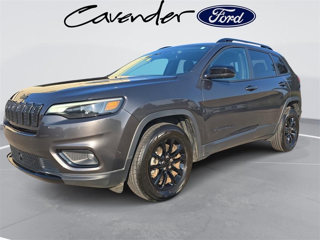 used 2023 Jeep Cherokee car, priced at $20,881