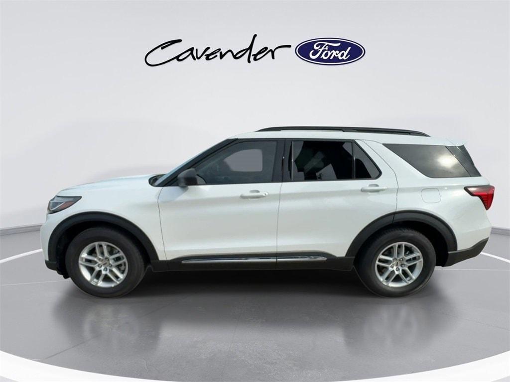 new 2025 Ford Explorer car, priced at $39,990