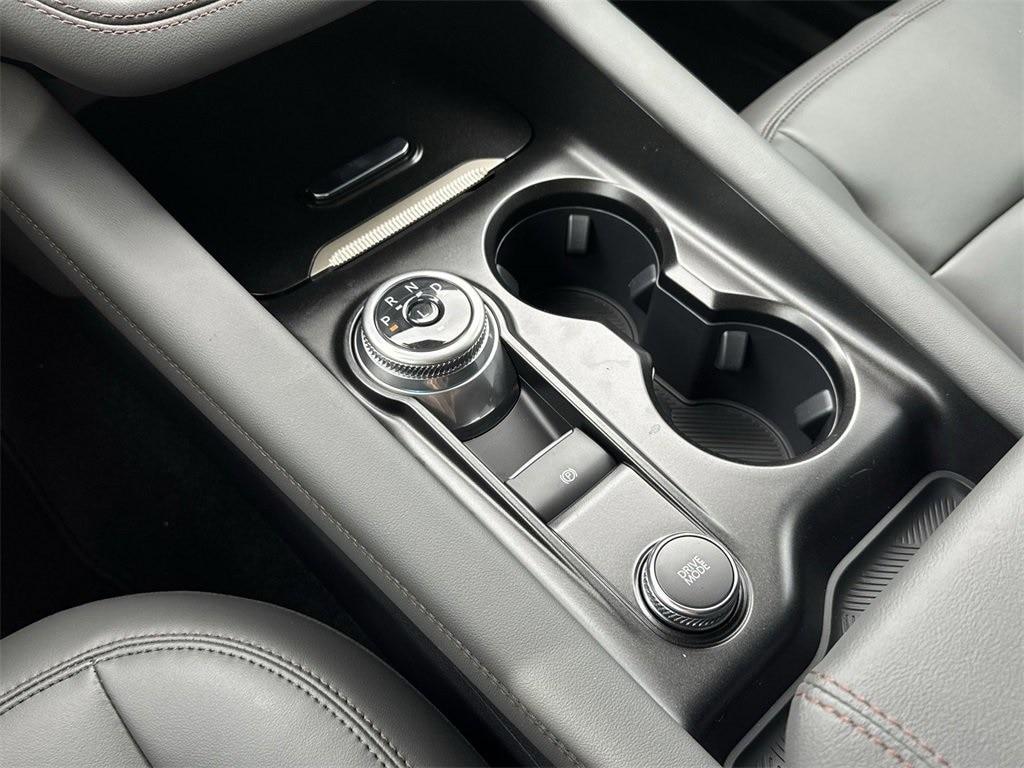 new 2025 Ford Explorer car, priced at $39,990