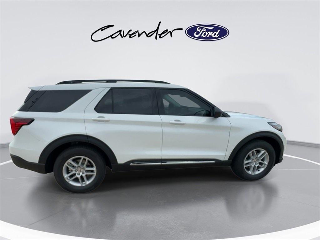 new 2025 Ford Explorer car, priced at $39,990