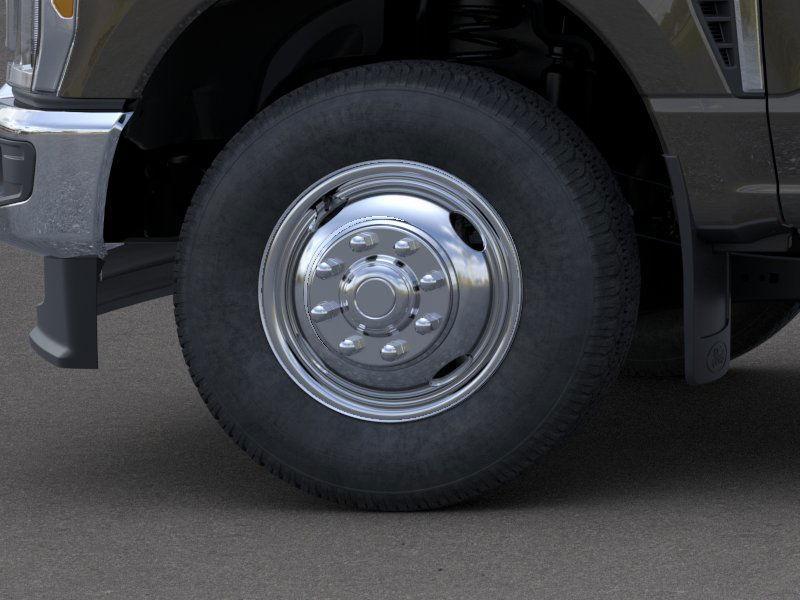 new 2025 Ford F-350 car, priced at $67,983