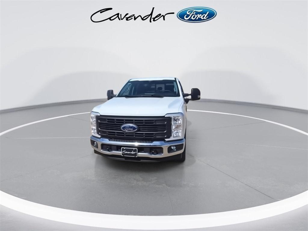 new 2025 Ford F-350 car, priced at $62,943