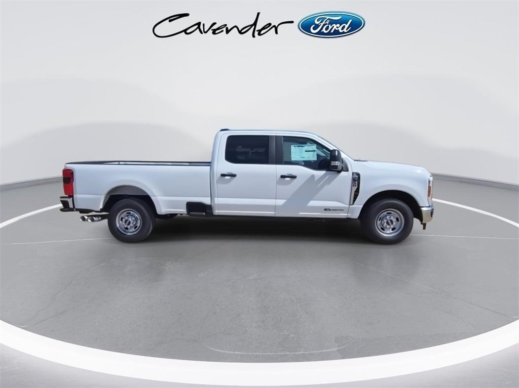 new 2025 Ford F-350 car, priced at $62,943