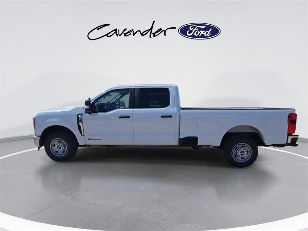 new 2025 Ford F-350 car, priced at $62,943