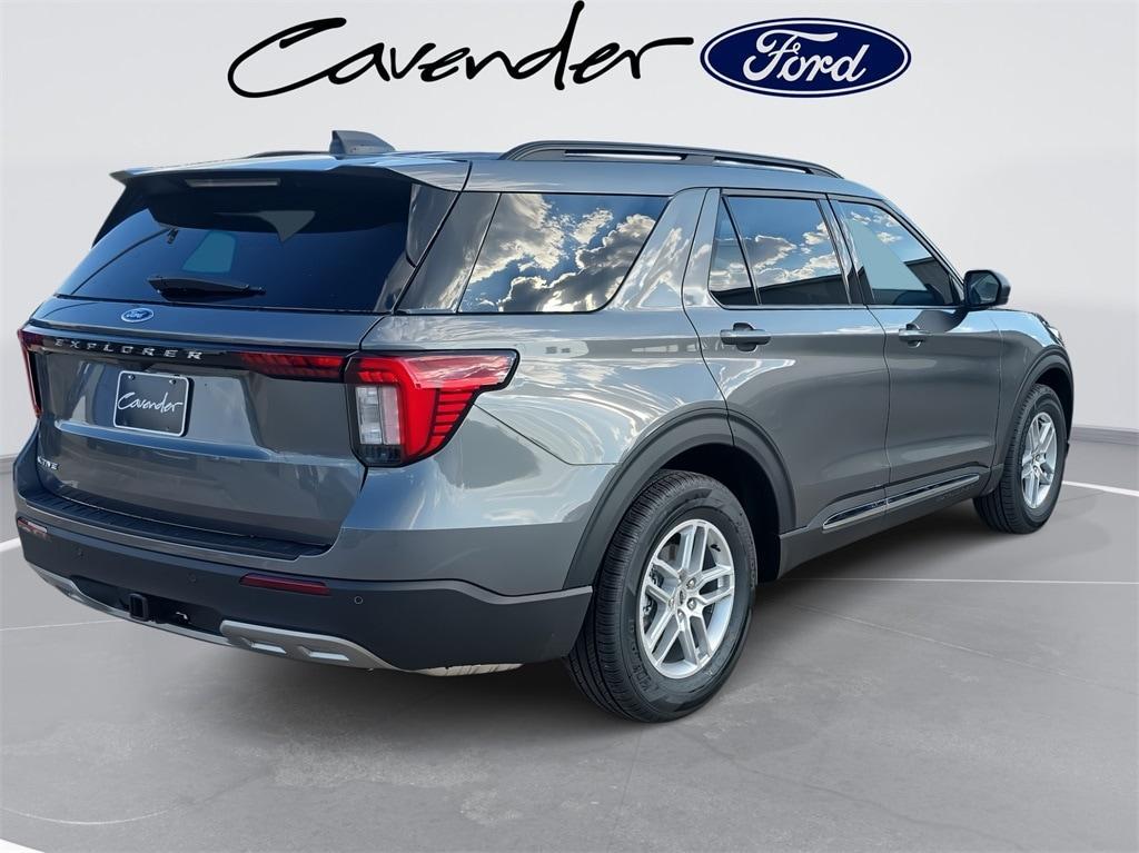 new 2025 Ford Explorer car, priced at $41,425