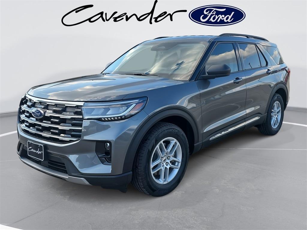 new 2025 Ford Explorer car, priced at $41,425