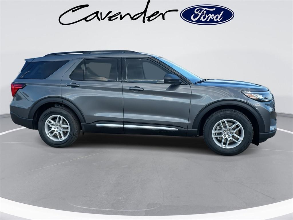 new 2025 Ford Explorer car, priced at $41,425