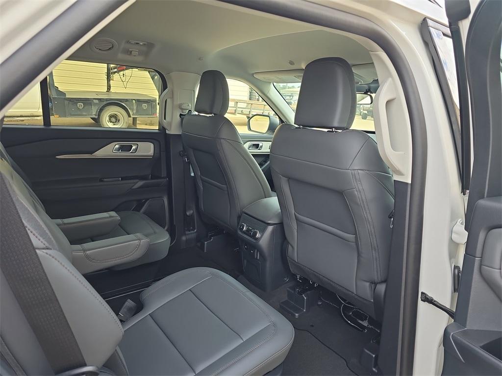 new 2025 Ford Explorer car, priced at $41,708