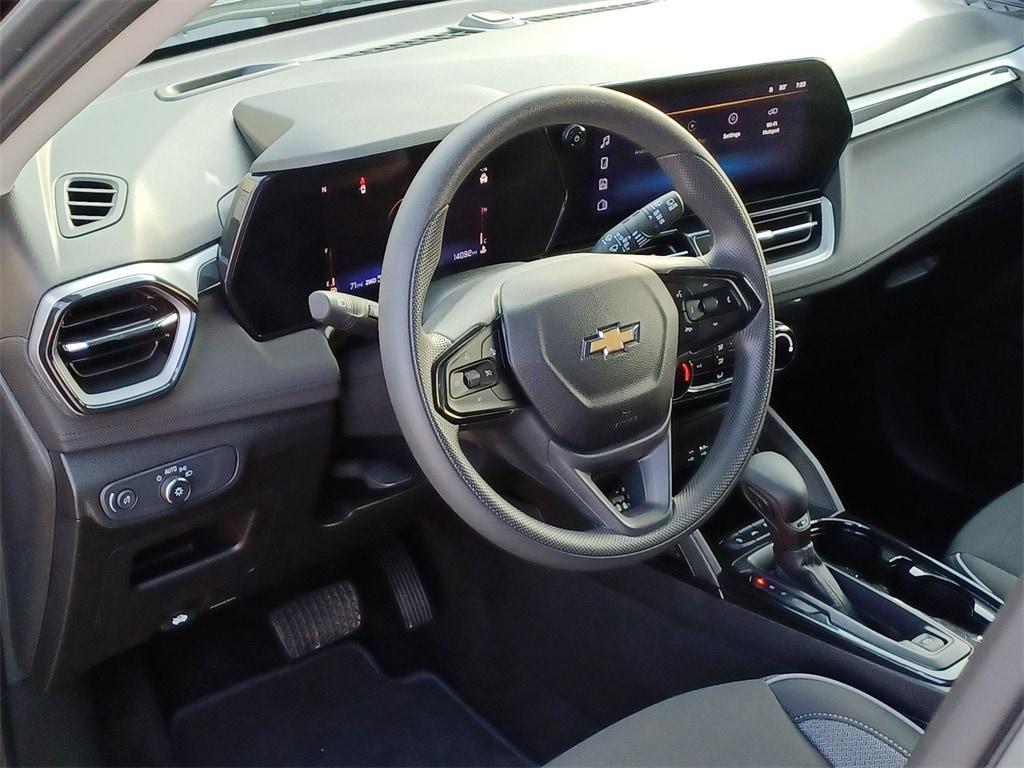 used 2024 Chevrolet TrailBlazer car, priced at $26,291