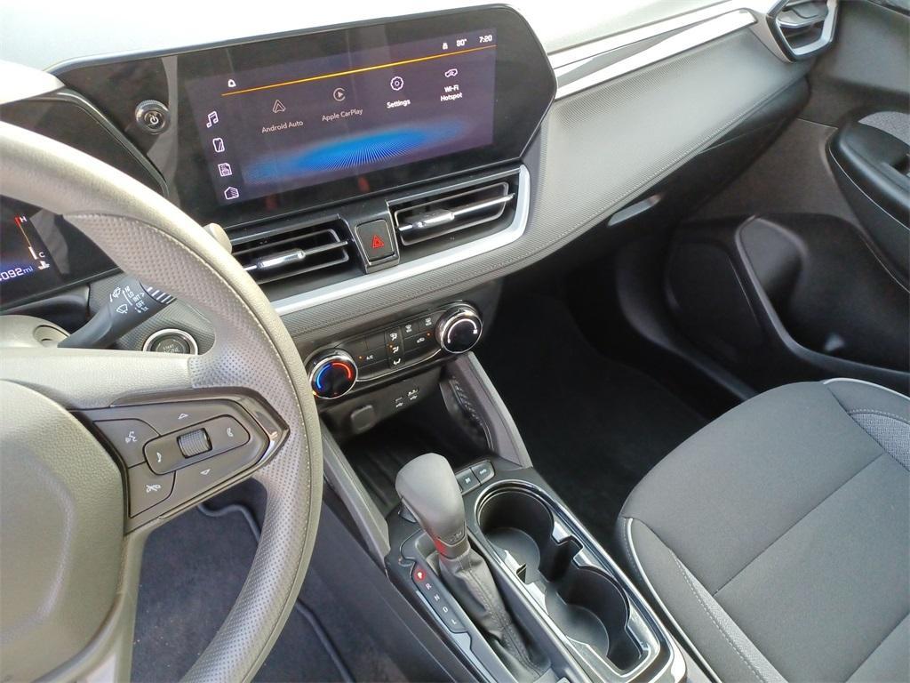 used 2024 Chevrolet TrailBlazer car, priced at $26,291