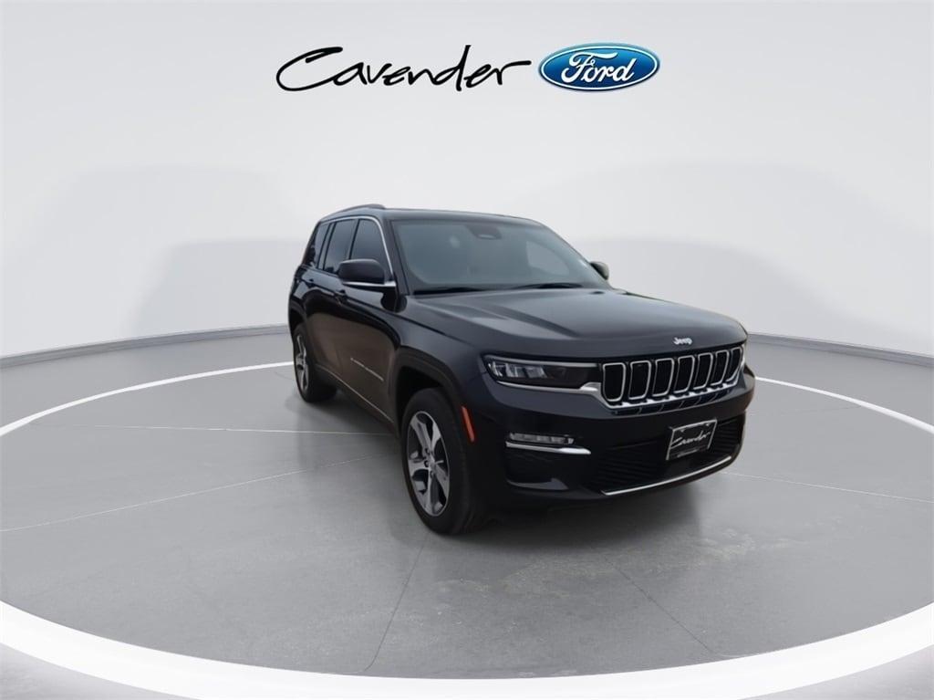 used 2024 Jeep Grand Cherokee car, priced at $40,441