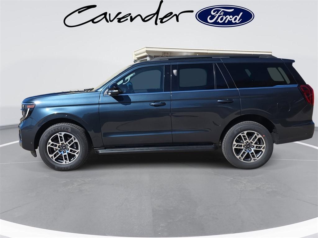new 2025 Ford Expedition car, priced at $67,046