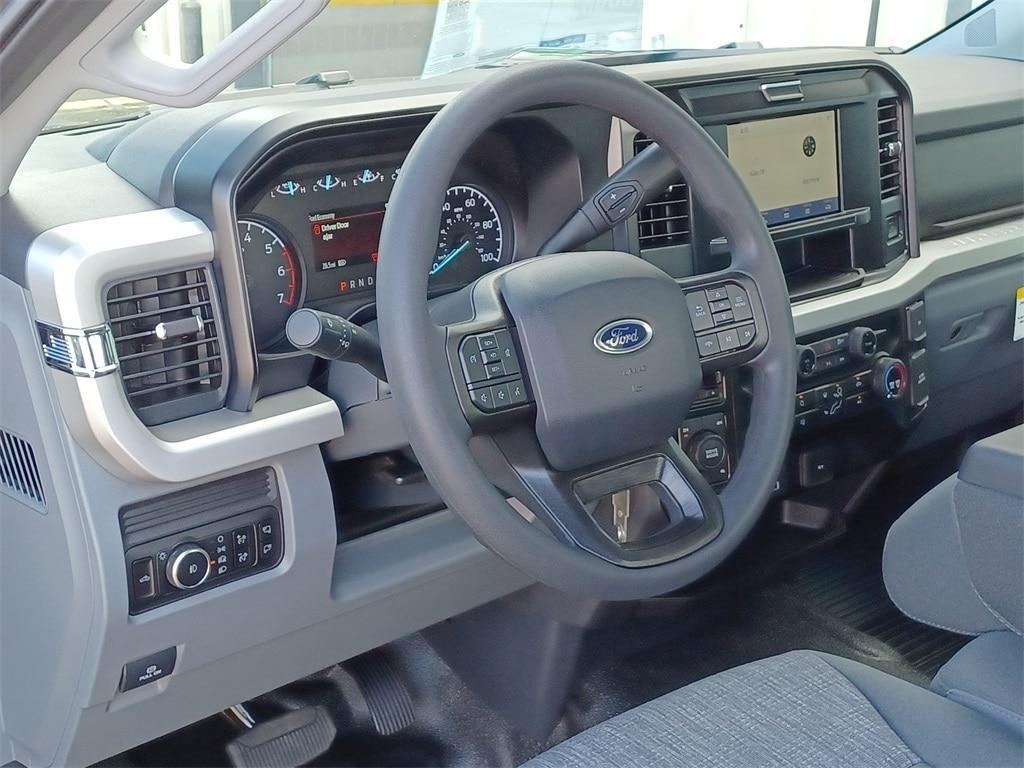 new 2025 Ford F-350 car, priced at $52,588